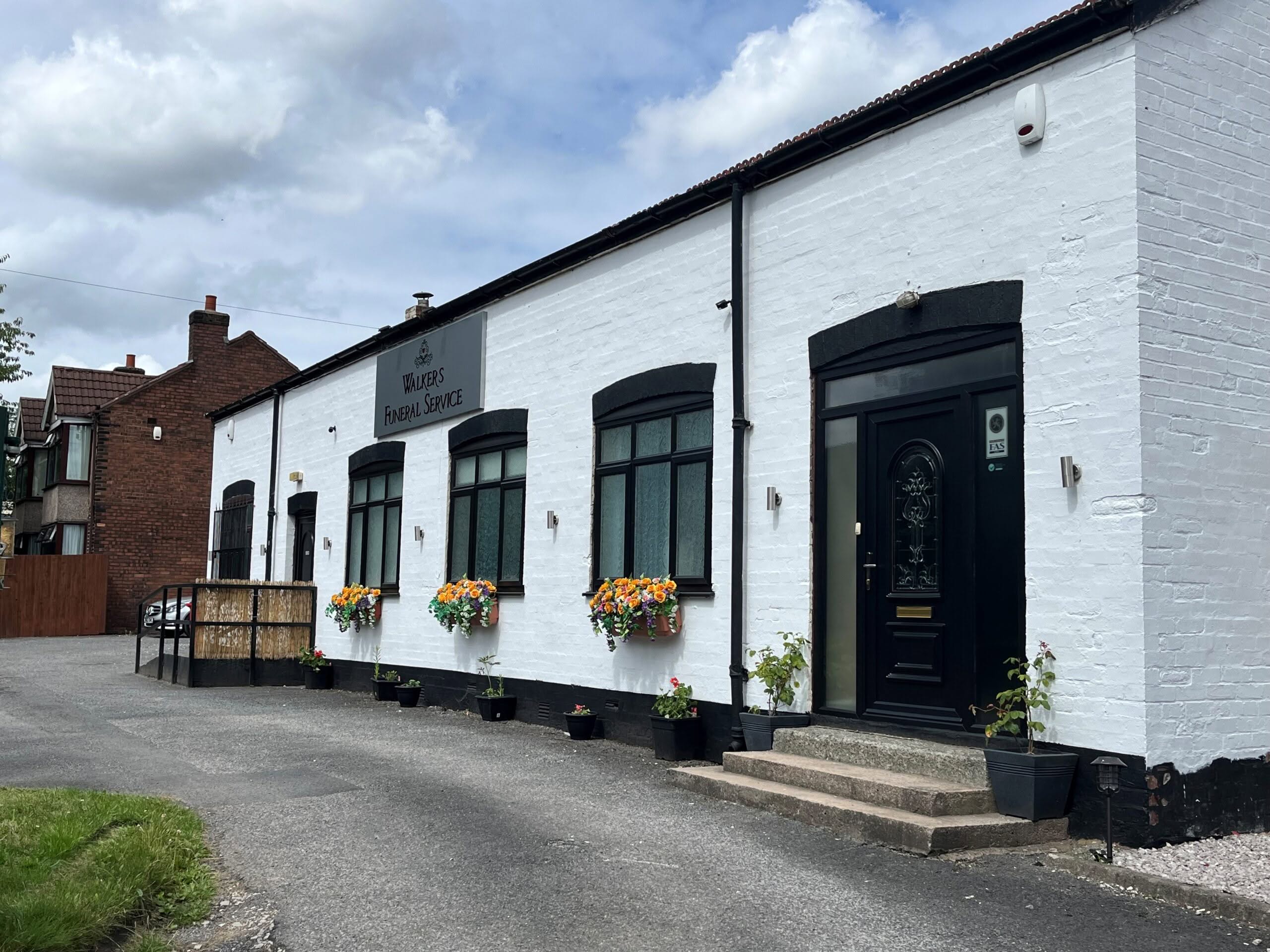 Walkers Funeral Service – St Helens (Sutton) Branch Walkers Funeral Service St Helens Sutton branch exterior building on Helena Road